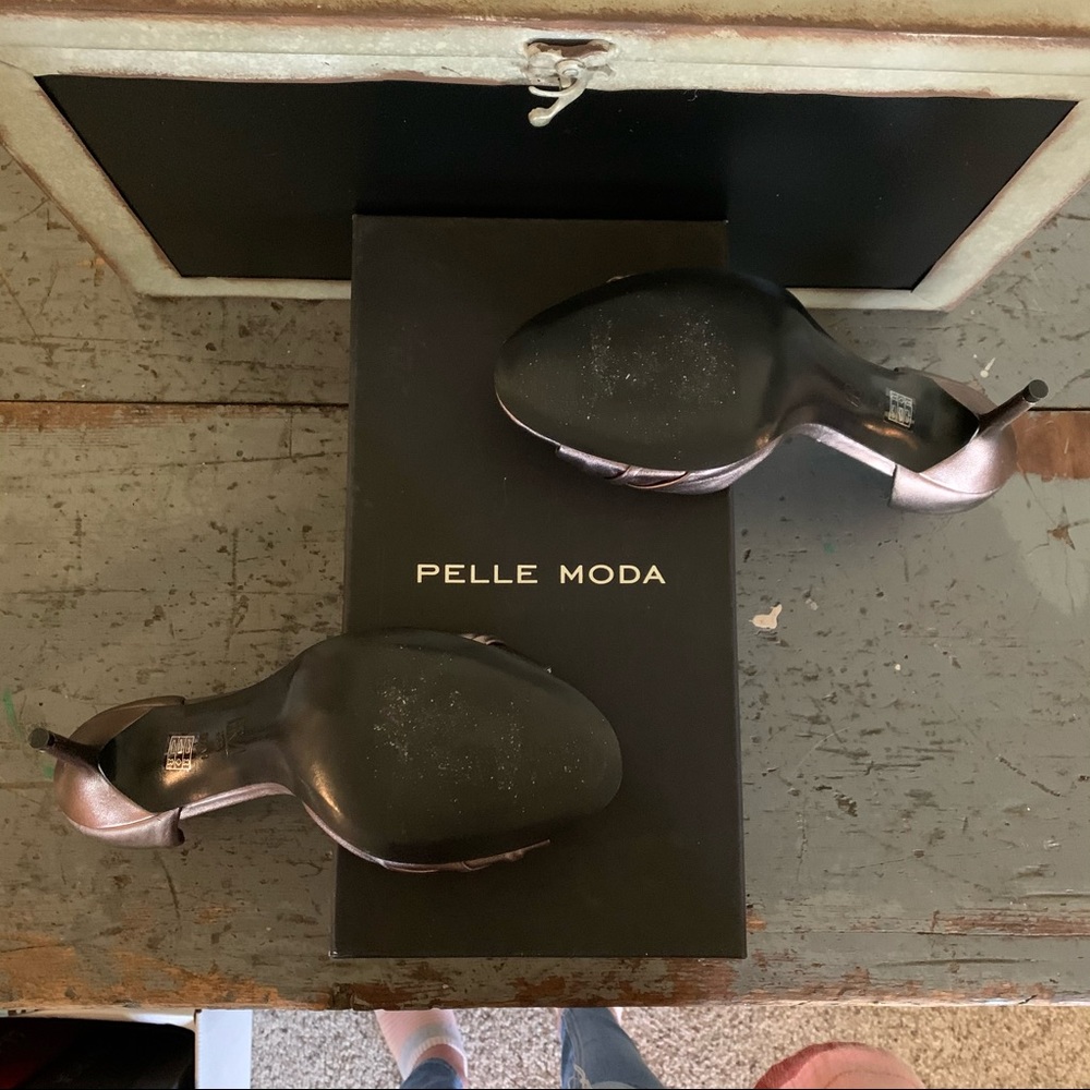 Pelle Moda Pewter Metallic Kid Nappa Heels - Picture 5 of 5